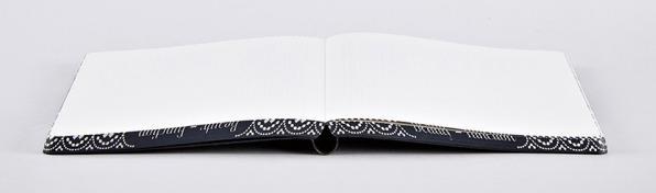 Actual product image Nuuna Beauty (22 x 16.5 cm, Dotted, Soft cover)