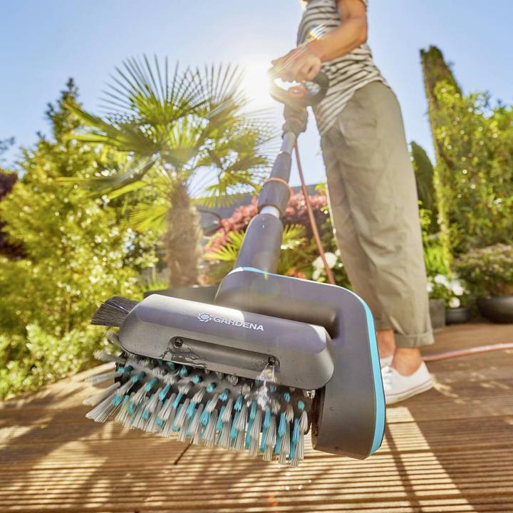 Actual product image Gardena Roller brush Universal AquaBrush