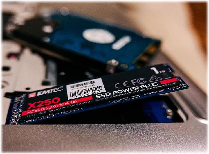 Produktbild Emtec X250 (1000 GB, M.2 2280)