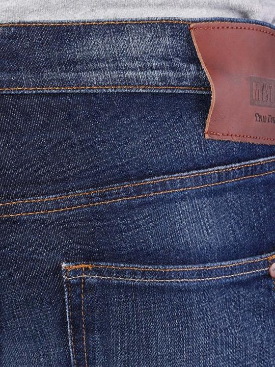 Actual product image Mustang Oregon Tapered crinkle dark rinse (W34/L36)