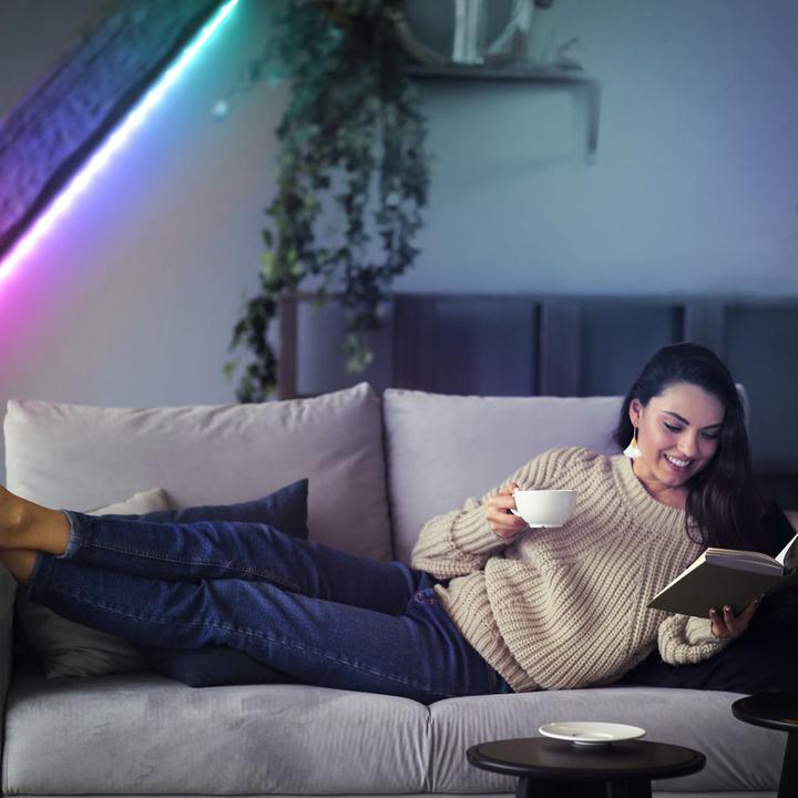 Produktbild B.K.Licht WiFi + Bluetooth Magic RGB-LED Flexband, 5m, inkl. Musiksensor (500 cm, Indoor)