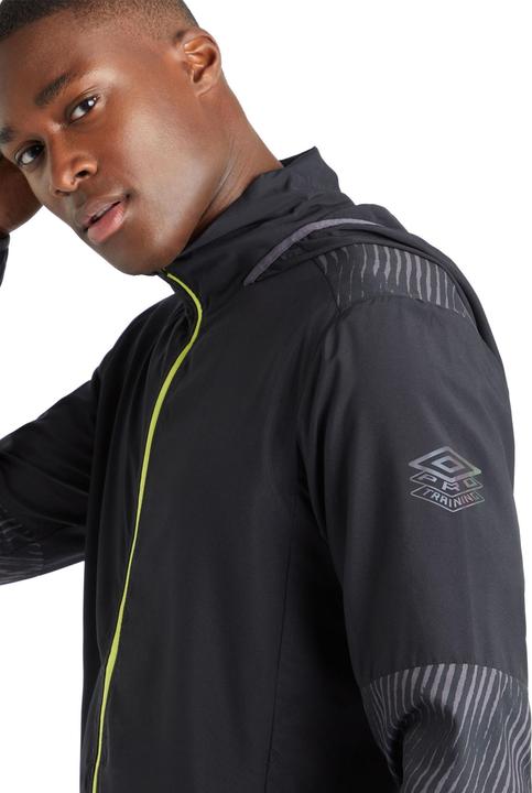 Actual product image Umbro Pro jacket waterproof training (S)