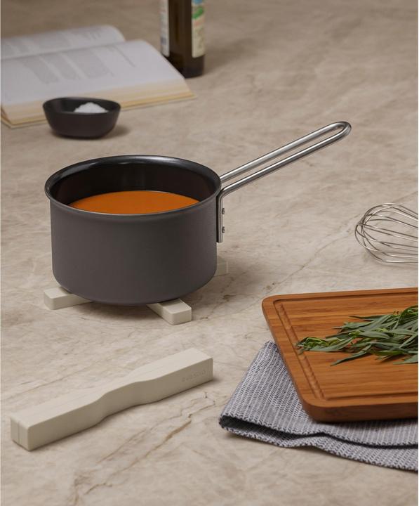Produktbild Eva Solo Magnetischer Untersetzer Coconut (1 x, Pfannenuntersetzer)
