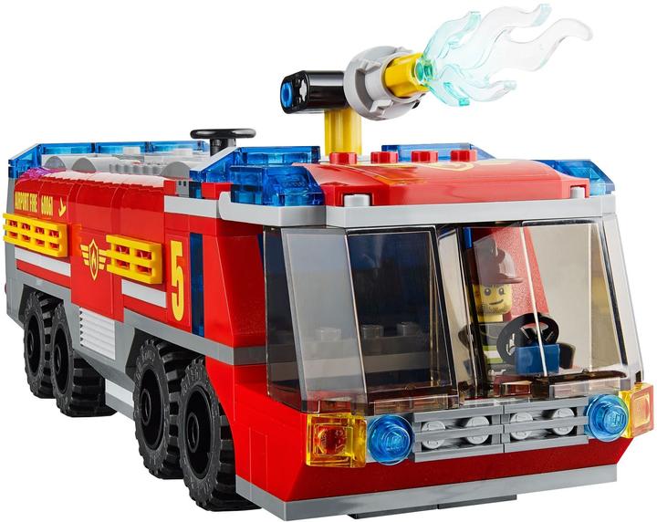 Actual product image LEGO City Airport Fire engine (60061, LEGO City)