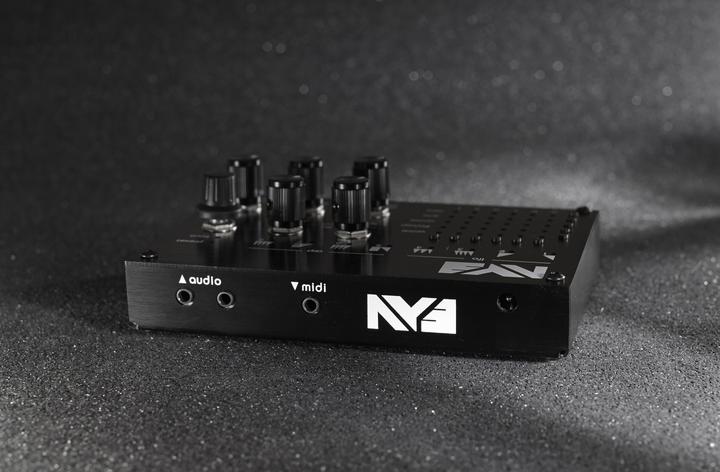 Actual product image Twisted Electrons Ay3 Mkii