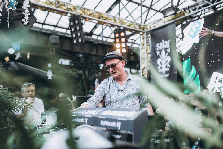 Image du produit Lightscale Sun Shade pour lecteurs CDJ Pioneer