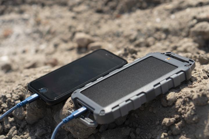 Actual product image Xtorm Fuel Series 4 (10000 mAh, 20 W, 50.50 Wh)