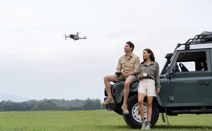 Immagine prodotto DJI Mavic Air 2 Fly More Combo (34 min, 570 g, 48 Mpx)