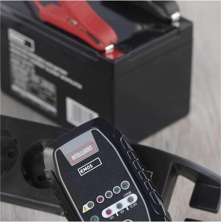 Actual product image Emos N1015 (12V, 6V, 0.80 A)