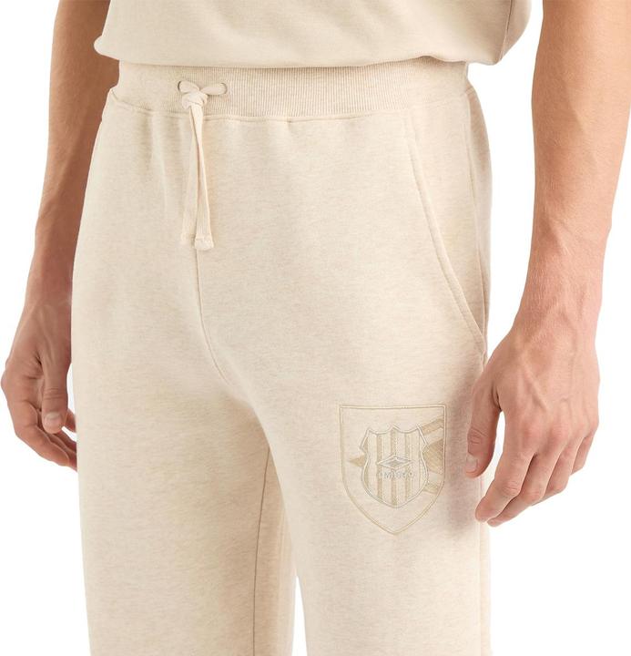 Actual product image Umbro Mens Crest Jogging Bottoms (M)