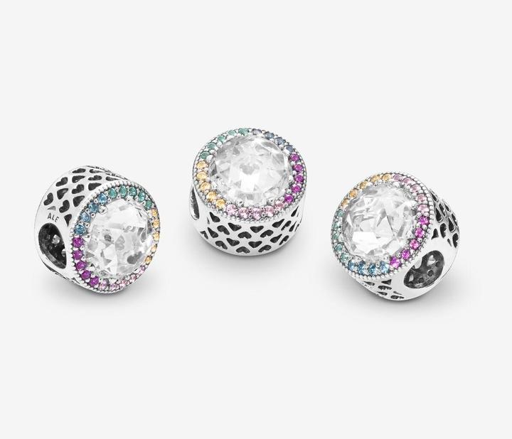 Actual product image Pandora Charms/Beads Radiant Wreath of Hearts (Silver)