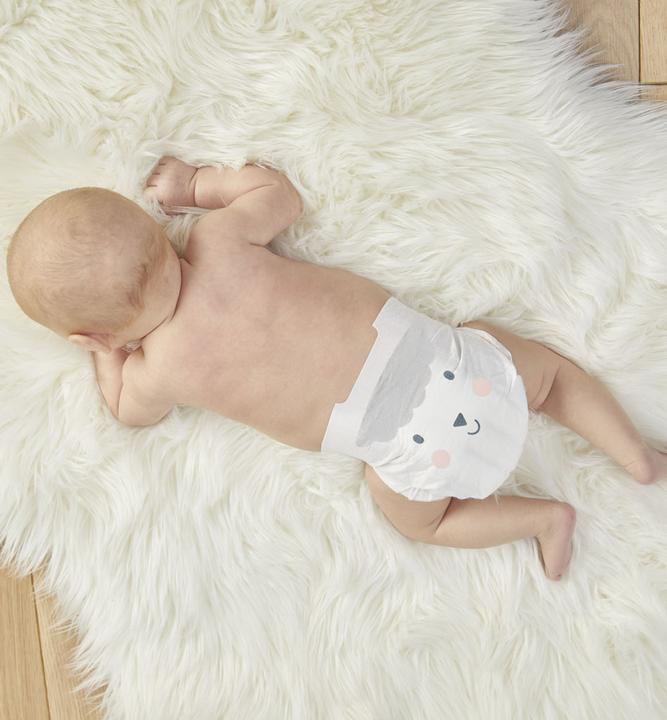 Actual product image Kit & Kin Nappies (Size 3, Monthly box, 136 Piece)