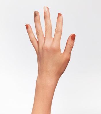 Actual product image Ardell Nail Addict Gel Nail Strips Golden Goddess 16 Stk (Golden goddess)