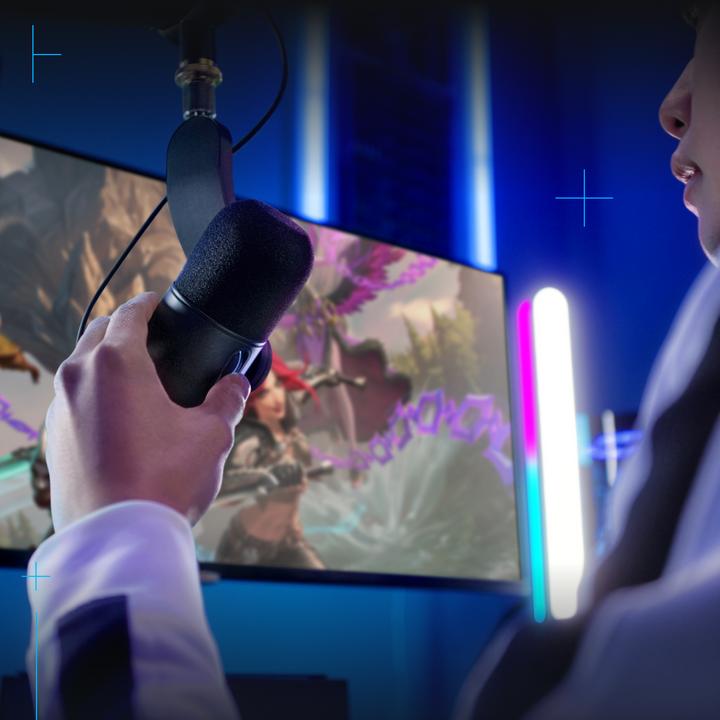 Immagine prodotto Logitech Microfono da gioco dinamico RGB Yeticaster GX