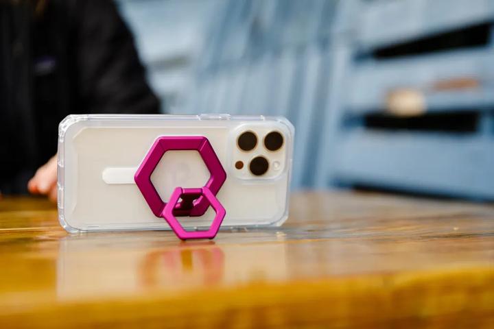 Actual product image UAG Magnetic Ring Stand
