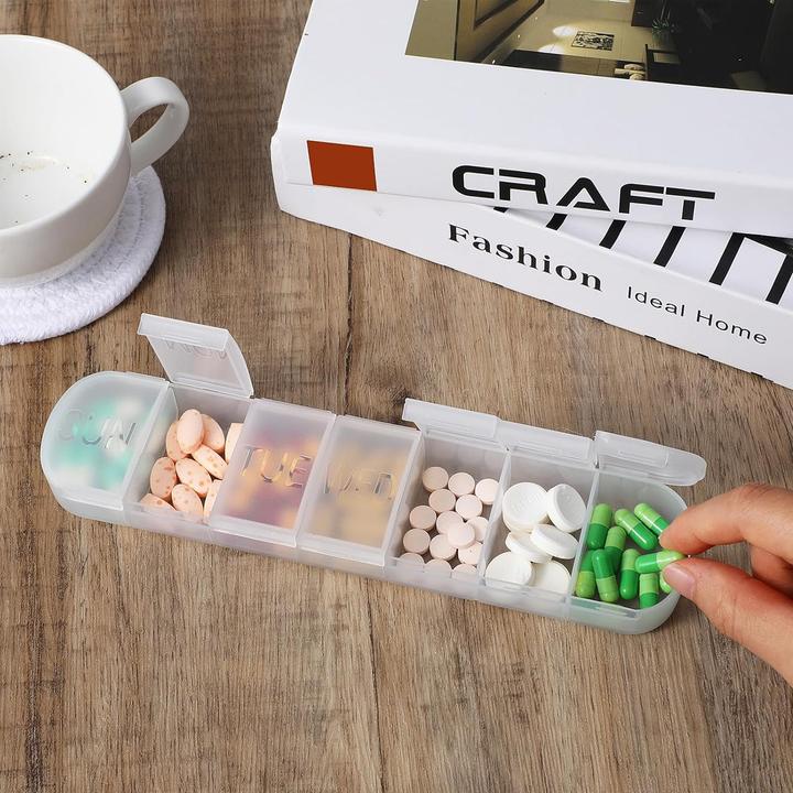 Actual product image Cbx Tablettenbox 7 Tage, Pillendose für eine Woche mit grosser Kapazität, handliche Medikamentenbox