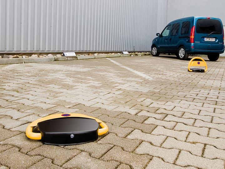 Produktbild Lescars Automatische Solar-Parkplatzsperre mit Fernbedienung