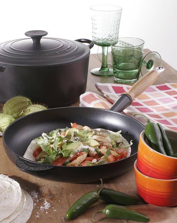 Actual product image Le Creuset Signature (24 cm, Frying pan, Cast iron)