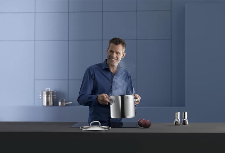 Produktbild WMF Kochtopf Gemüse- Suppentopf Induktion 24cm hoch 8,8l Gourmet Plus Edelstahl (24 cm, Kochtopf, Edelstahl)