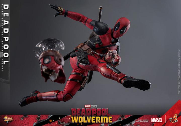 Produktbild Hot Toys Deadpool & Wolverine Movie Masterpiece Actionfigur 1/6 Deadpool 31 cm