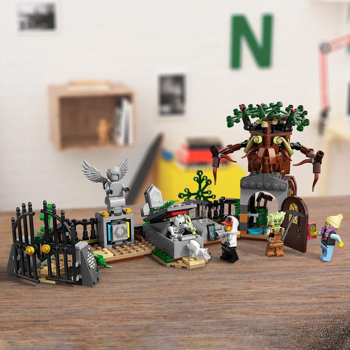 Produktbild LEGO Geheimnisvoller Friedhof (70420, LEGO Hidden Side)