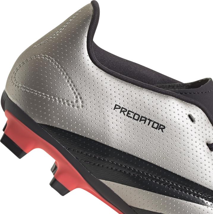 Image du produit adidas chaussures de football predator club fxg (39 1/3)