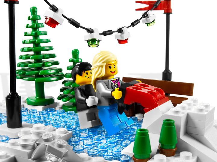 Actual product image LEGO Christmas Bakery (10216, LEGO Creator Expert)