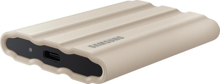 Actual product image Samsung T7 Shield (2000 GB)