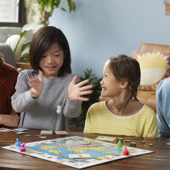 Image du produit Hasbro Gaming Monopoly Wereldreis (Français, Néerlandais)