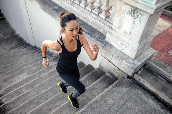 Produktbild Fitbit Alta HR (15 mm)