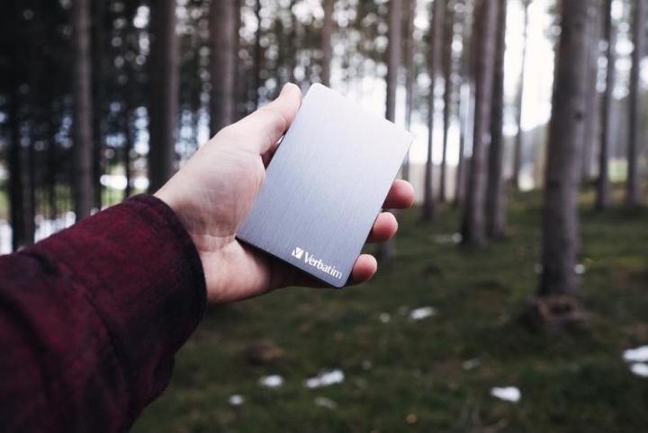 Produktbild Verbatim Store 'n' Go Ali Slim (1 TB)