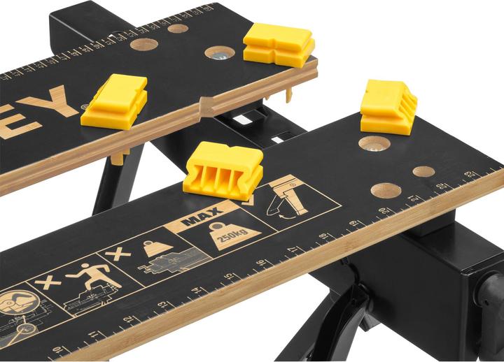 Actual product image Stanley Workmate with bamboo worktop and dual working height, loadable up to 250kg (50.50 cm, 54 cm)