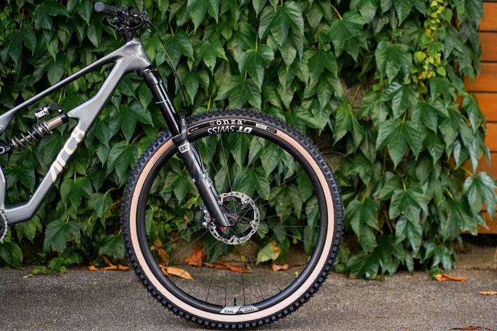 Actual product image Onza Ibex (27.5 x 2.40, 62-584)