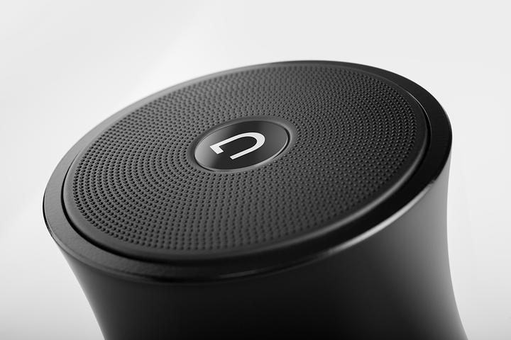 Image du produit Dockin Enceinte active D Solid Boîtier en aluminium FM/BLU4.0/AUX/BLU4.0 blac