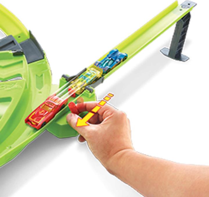 Actual product image Hot Wheels super-mega crash