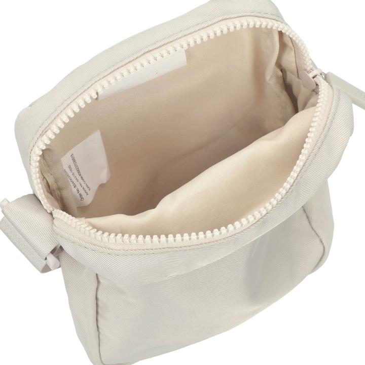 Actual product image Bench Nova Umhängetasche 15 cm