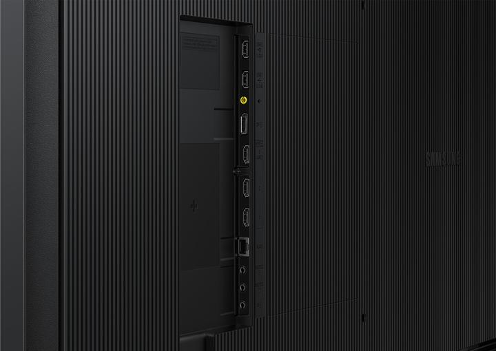 Actual product image Samsung QM65C (3840 x 2160 Pixels, 65")