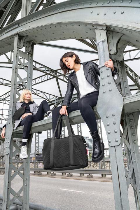 Produktbild reisenthel extralite weekender L mesh black (42 l)