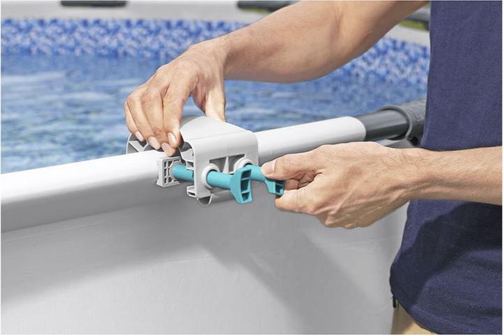 Actual product image Bestway Skimatic 2-in-1 Einhängeskimmer/ Filterpumpen-Kombination 3.974 l/h