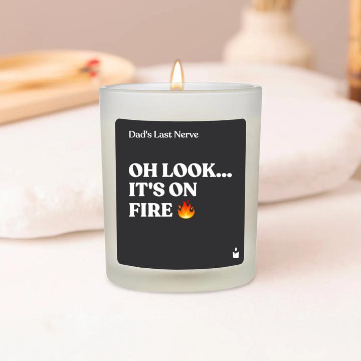 Immagine prodotto Chatty Candles Candela profumata Flowery L'ultimo nervo di papà sta andando a fuoco