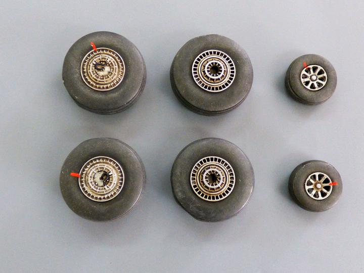 Actual product image Plus Model Wheels for L749 Constelation