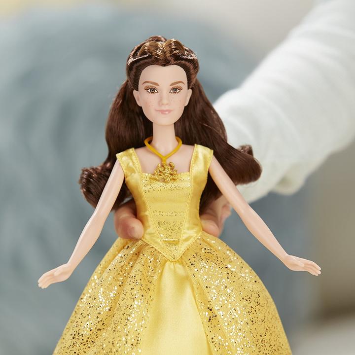 Immagine prodotto Hasbro La Bella e la Bestia canta Belle