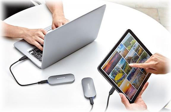 Actual product image Kioxia EXCERIA PLUS Portable SSD 500GB USB 3.2 Gen2 Type C (500 GB)
