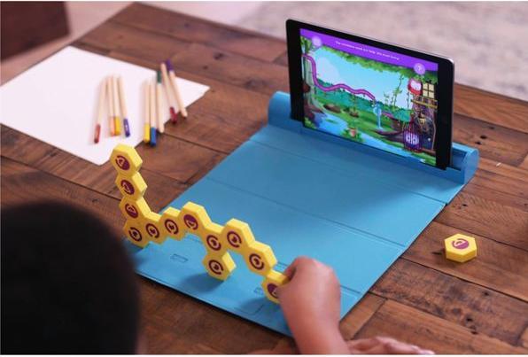 Actual product image PlayShifu Plugo Link Building Blocks Kit (German, French, Japanese, English, Spanish, Portuguese, Russian)