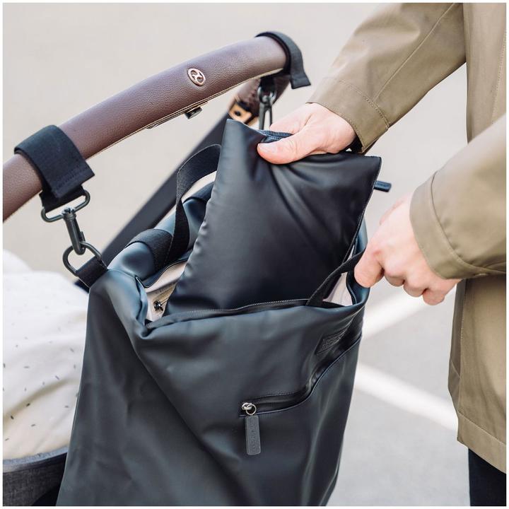 Produktbild Done by Deer Wickelrucksack schwarz