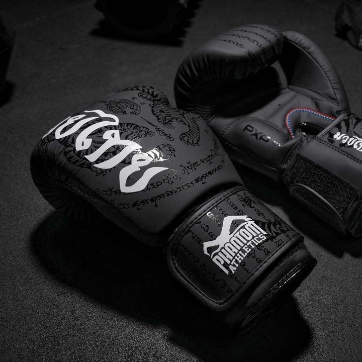 Produktbild Phantom Athletics Muay Thai (16 OZ, One Size)