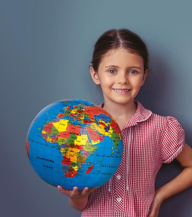 Actual product image HCM Kinzel The world (30 cm)