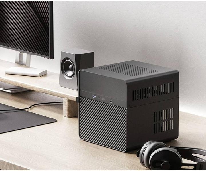 Actual product image Jonsbo N2 (Mini-ITX)