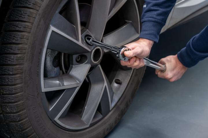 Actual product image Cartrend Torque wrench (1/2", 40 Nm, 210 Nm)