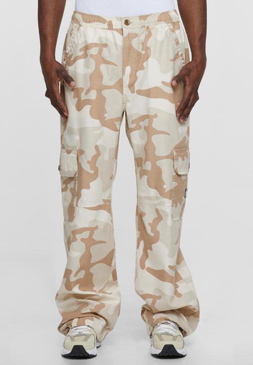Actual product image Southpole Camo Twill Cargo Pants - 176925 (M)